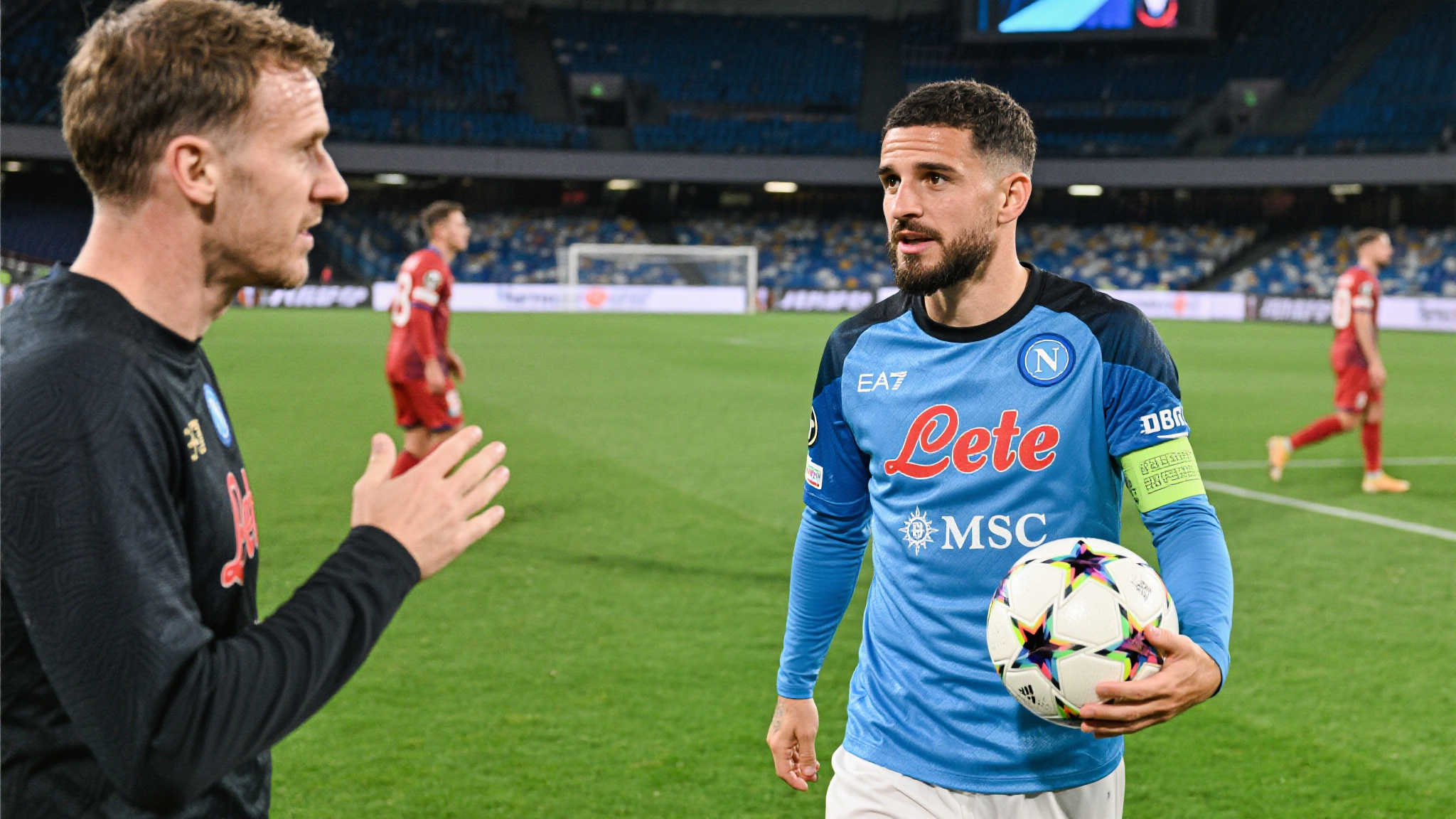 太阳报：那不勒斯4500万瞄准加纳乔与格10，丁丁力荐后者